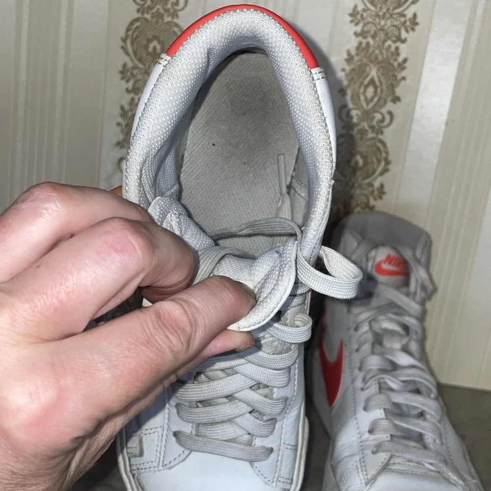 Nike Blazer Mid White Neon Orange Leather High Top Sneakers Kids 5.5Y